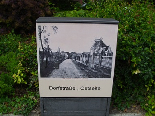Dorfstraße - Ostseite