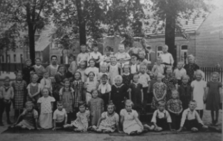 Schüler in Walstedde, um 1936