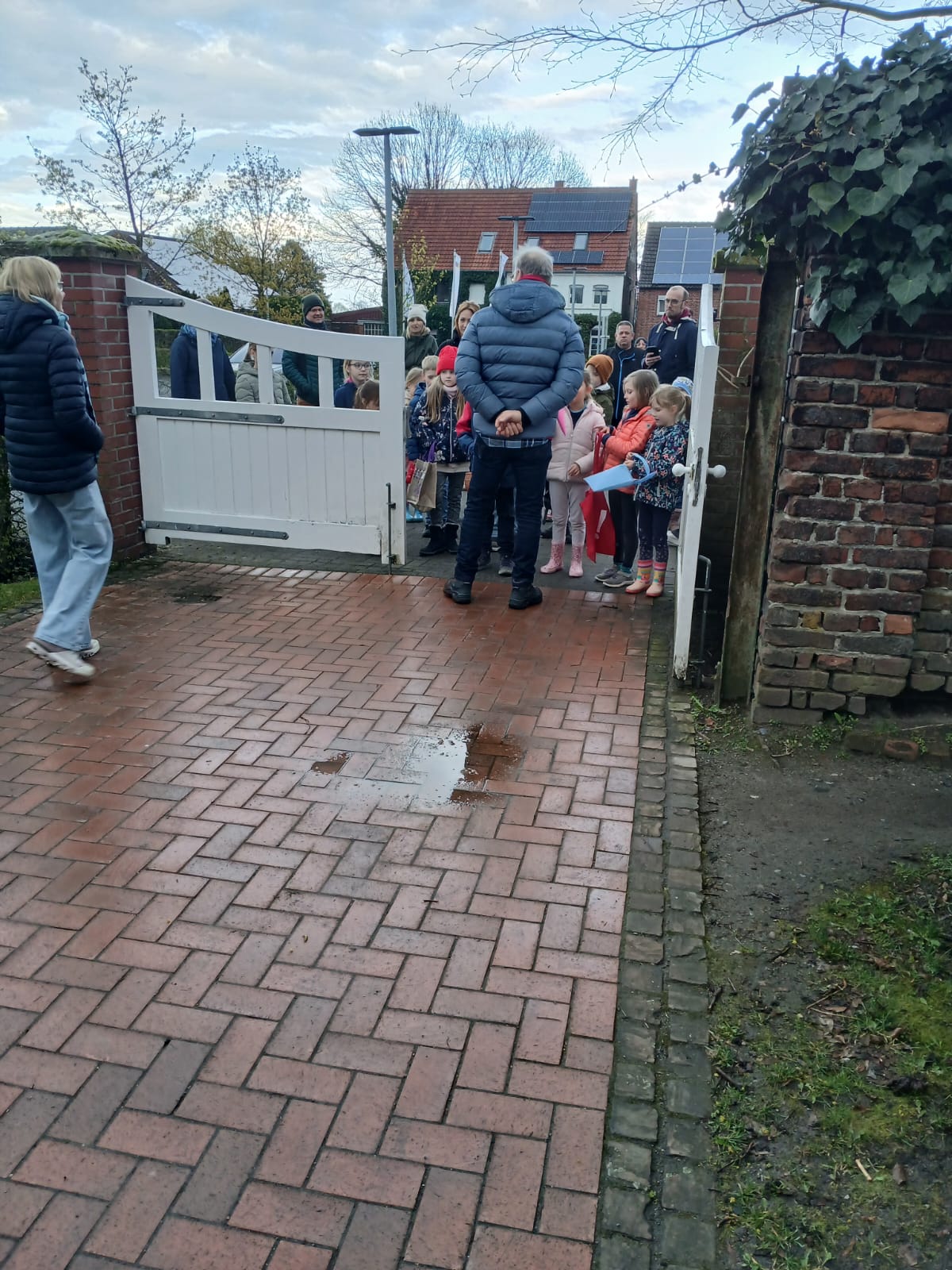 HV_PHOTO-2026-04-05-20-48-46